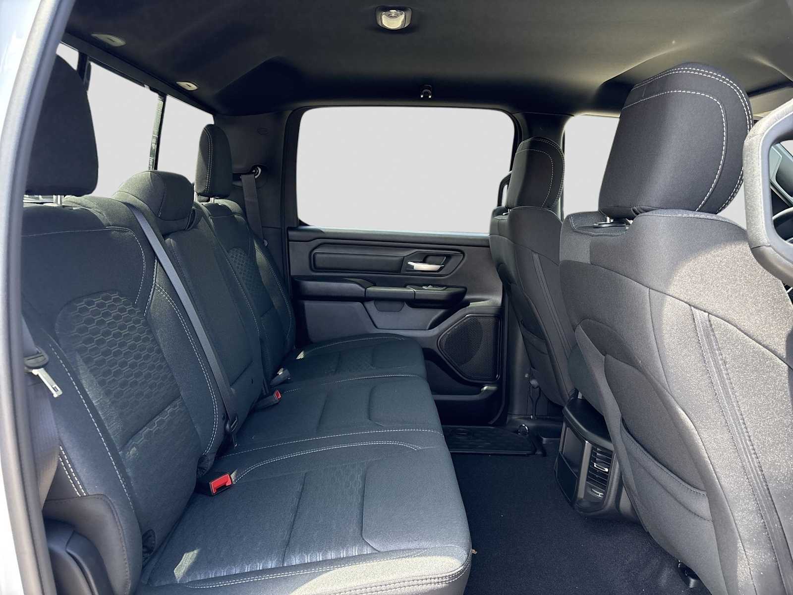 Thumbnail: 2025 RAM 1500 - 9