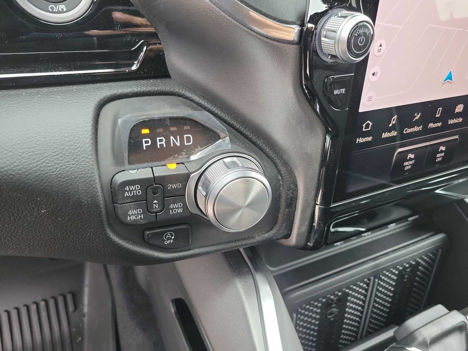 Thumbnail: 2026 RAM 1500 - 21