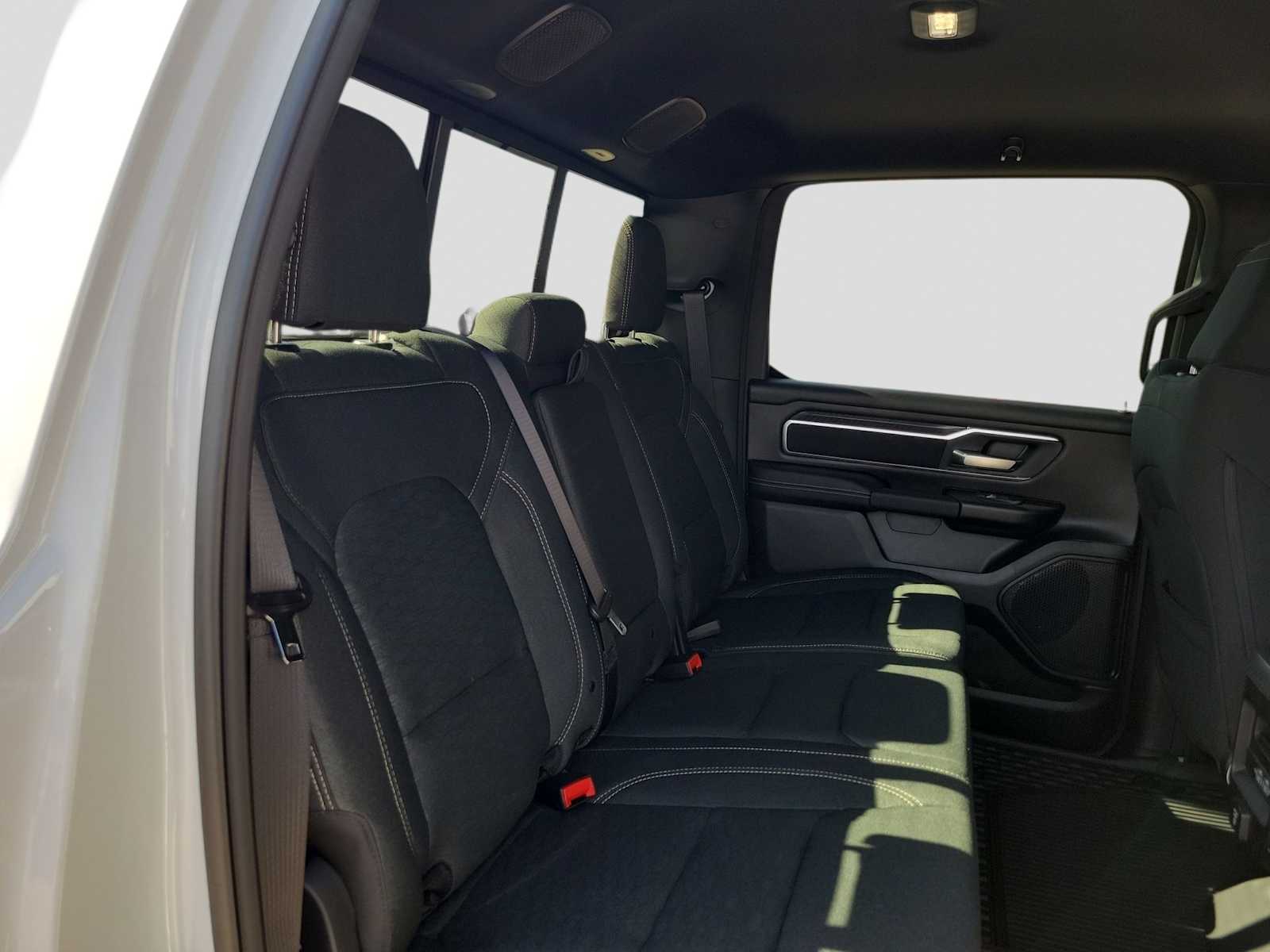 Thumbnail: 2026 RAM 1500 - 9