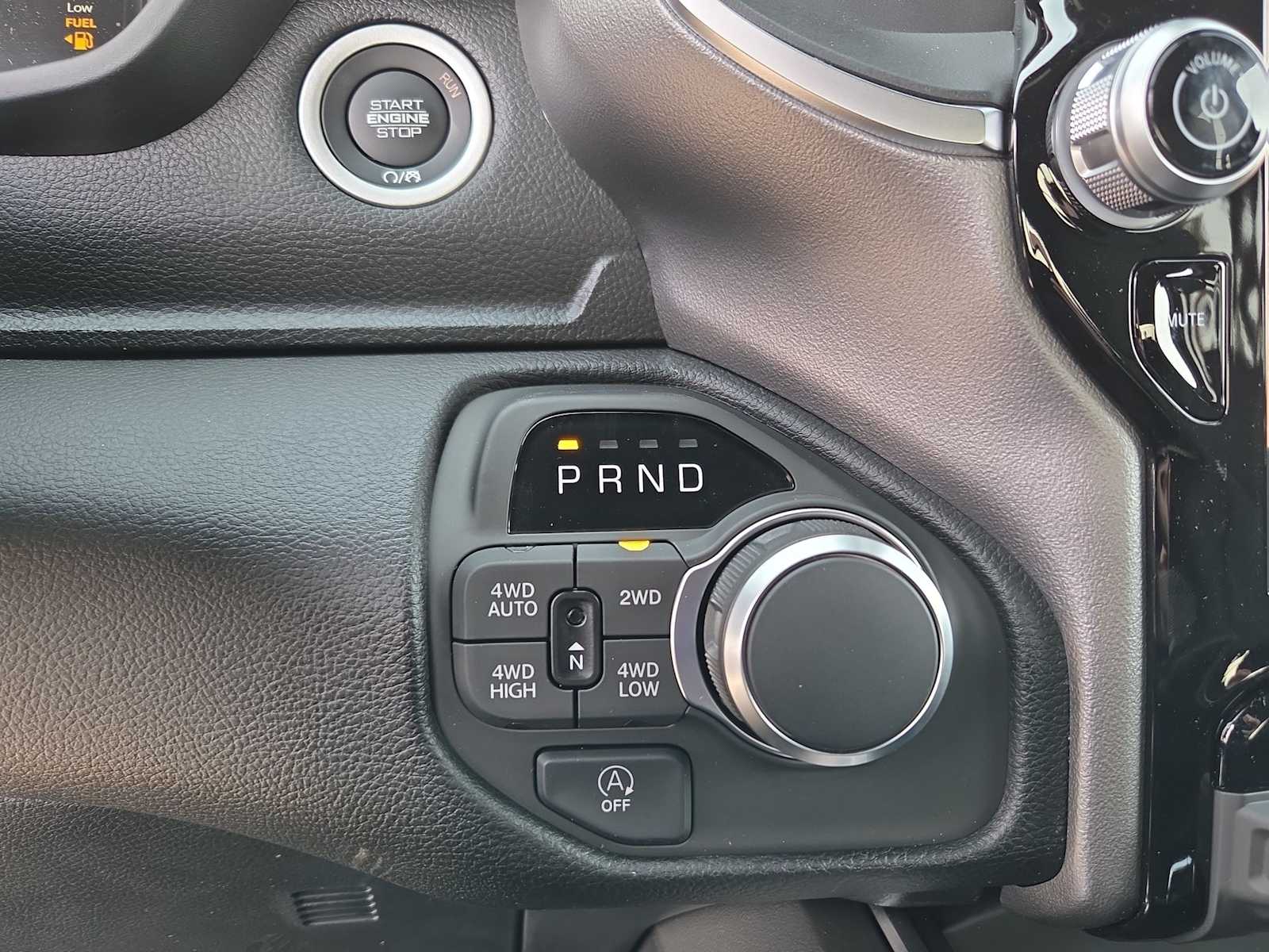 Thumbnail: 2026 RAM 1500 - 25