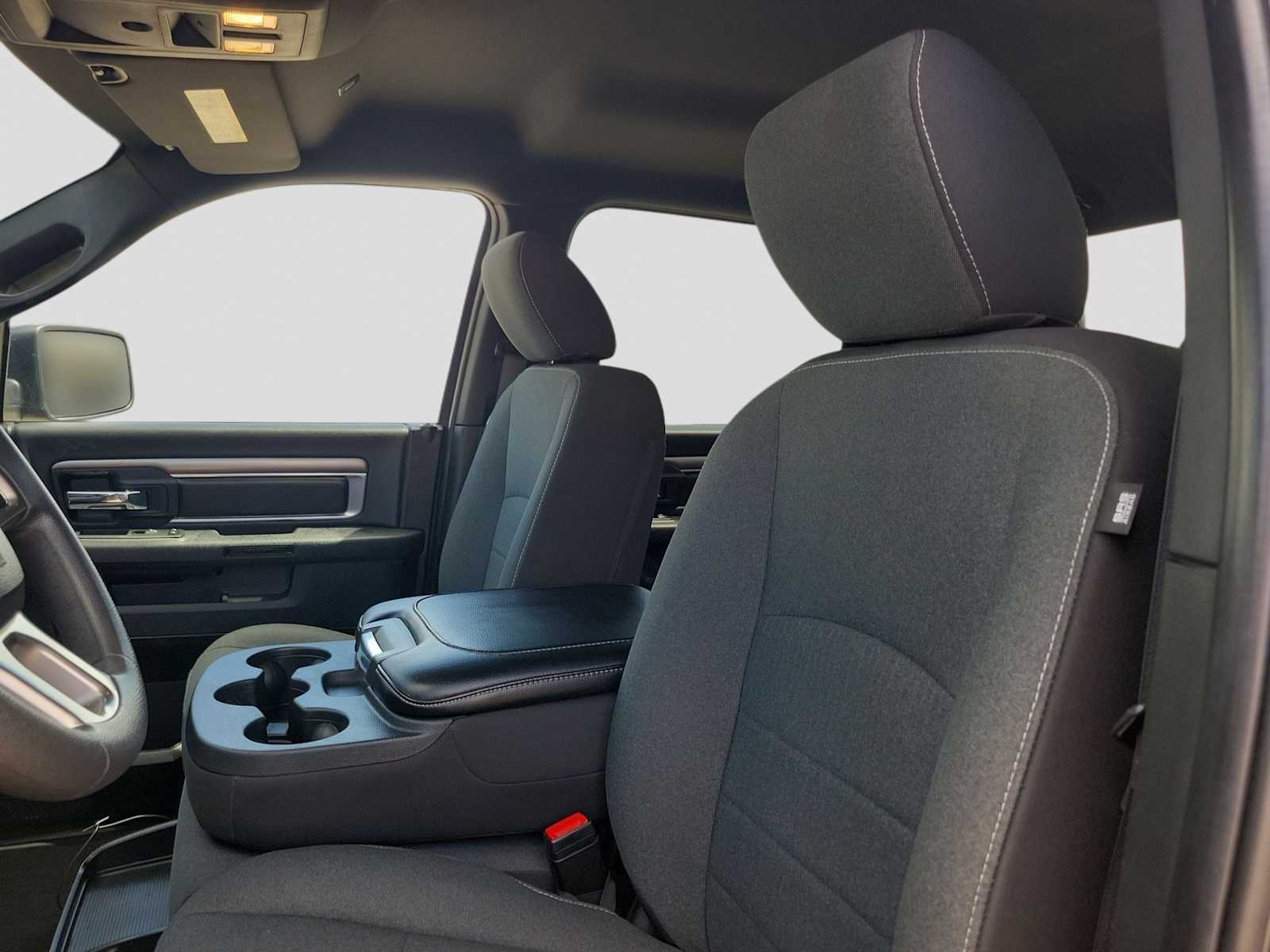 Thumbnail: 2024 RAM 1500 Classic - 15