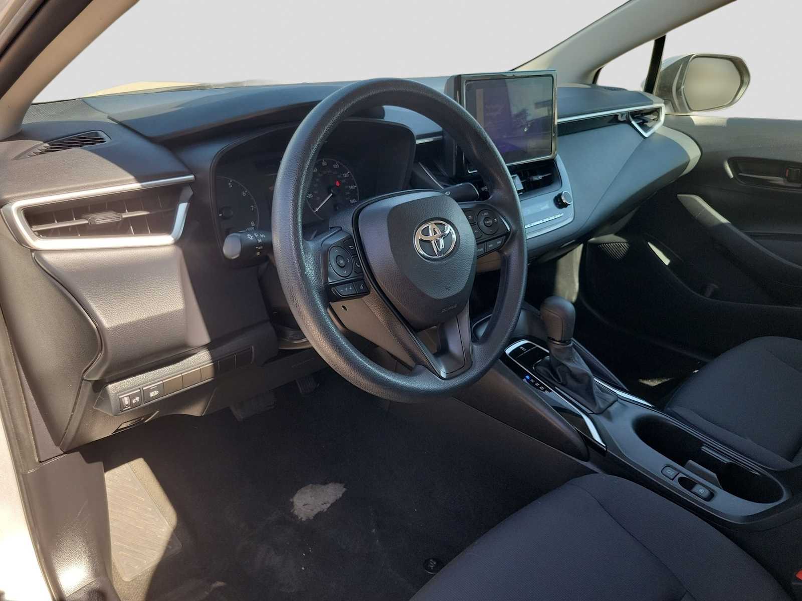 Thumbnail: 2024 Toyota Corolla - 10