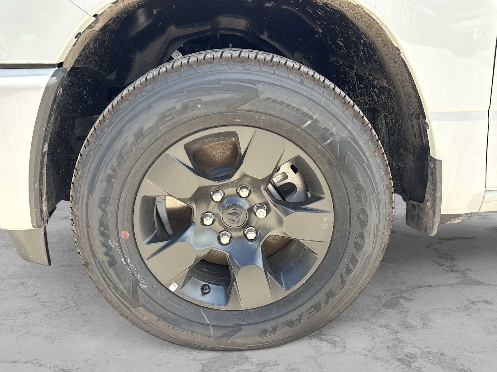 Thumbnail: 2025 RAM 1500 - 4