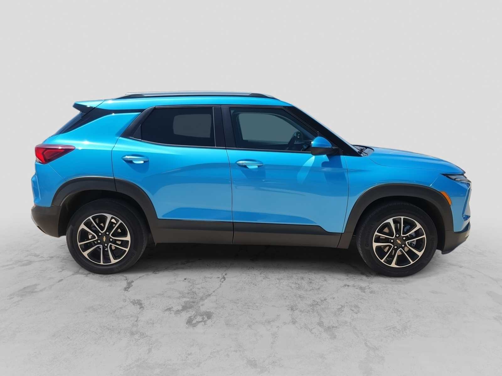 Thumbnail: 2025 Chevrolet TrailBlazer - 9