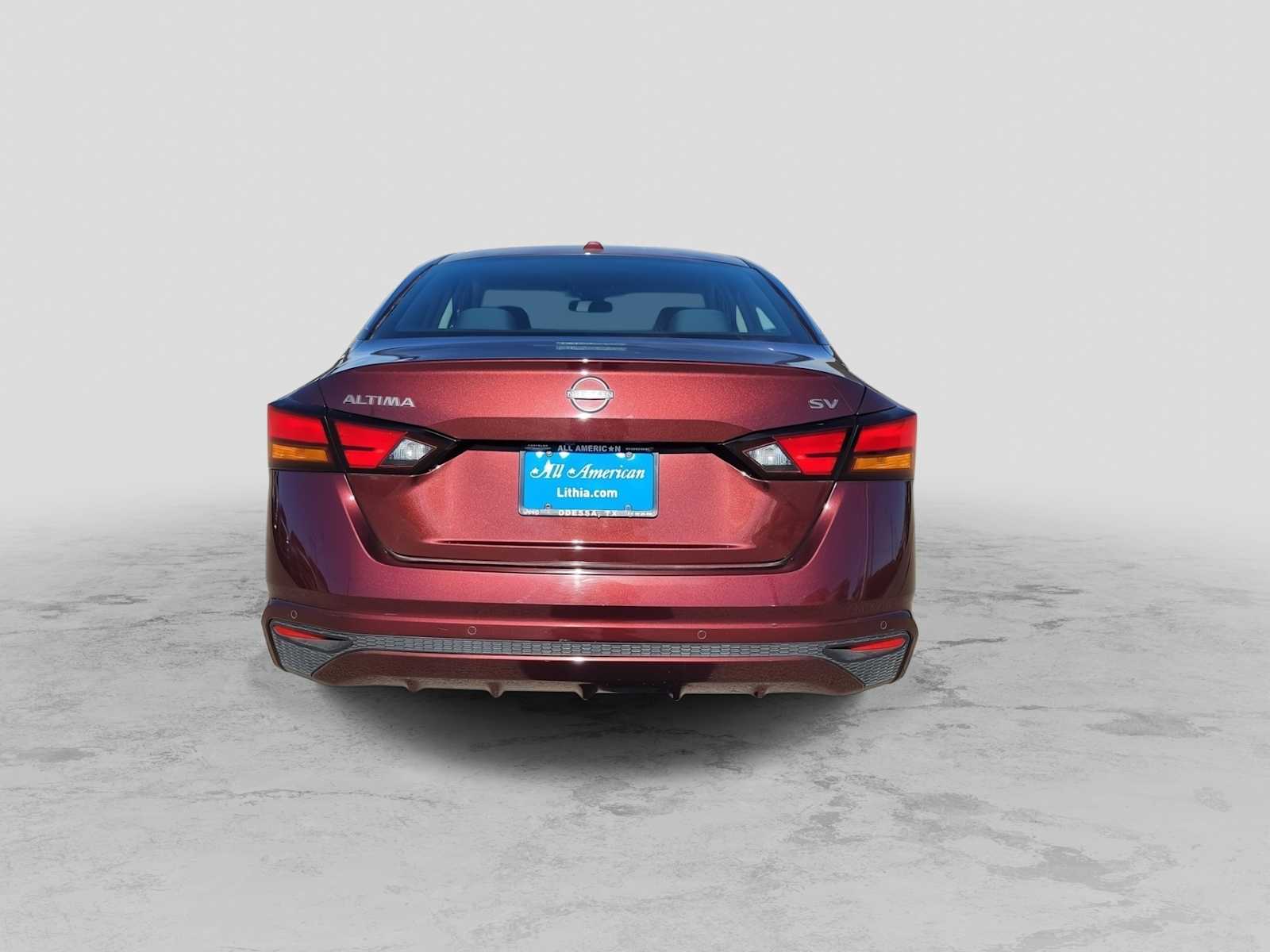 Thumbnail: 2024 Nissan Altima - 5