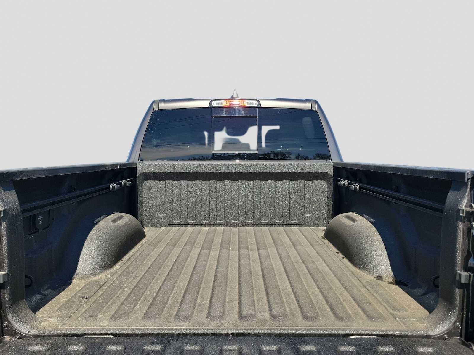 Thumbnail: 2026 RAM 1500 - 15