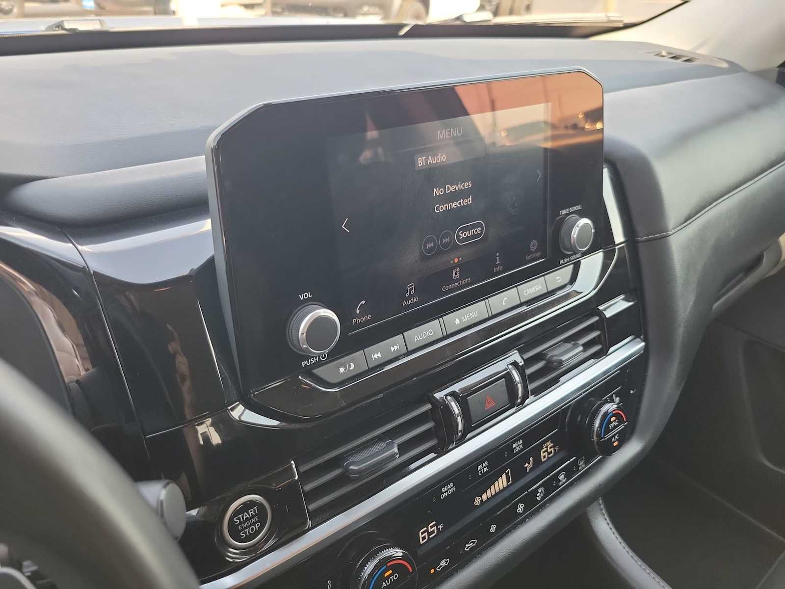 2024 Nissan Pathfinder SV 20