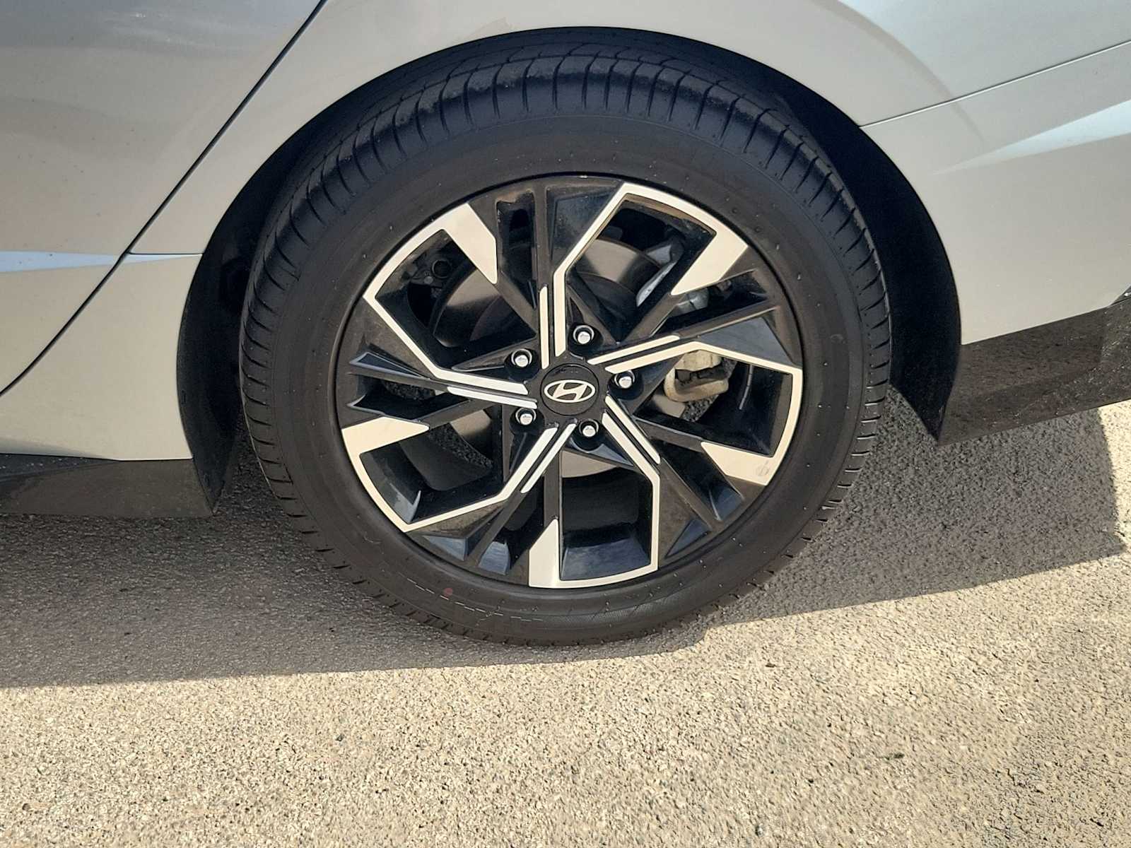 Thumbnail: 2024 Hyundai Sonata - 12
