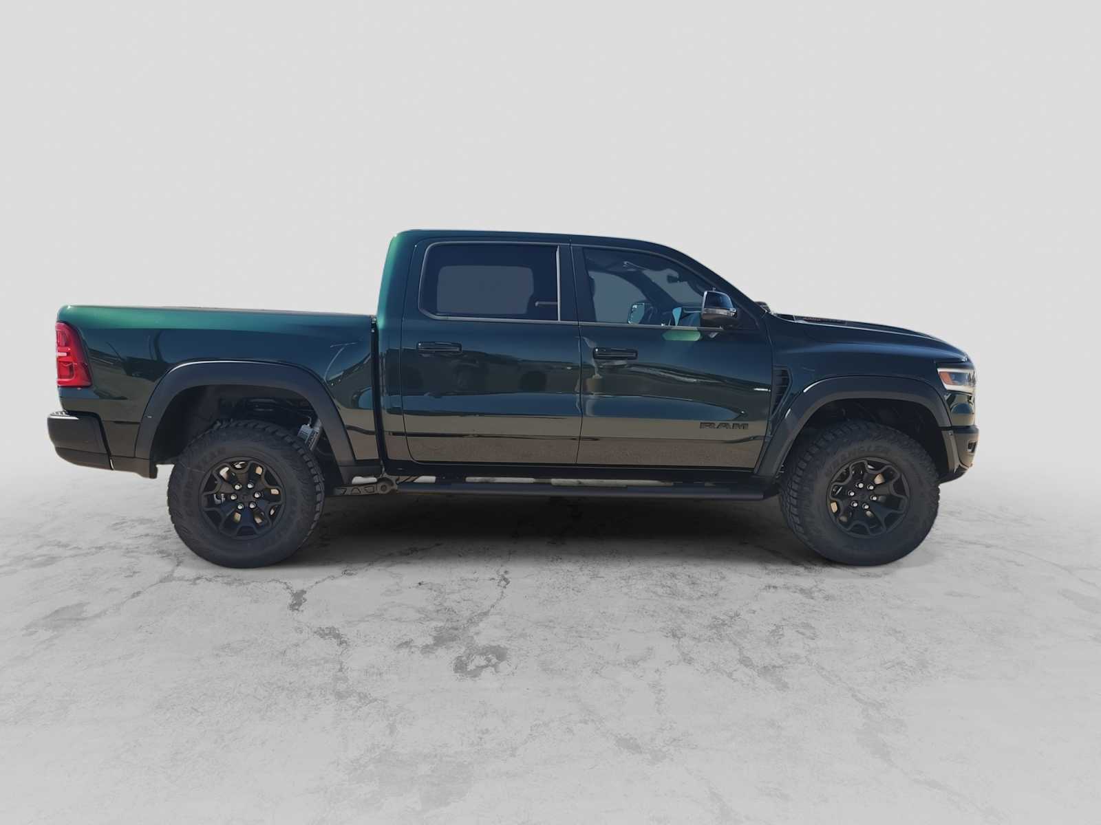 Thumbnail: 2026 RAM 1500 - 9