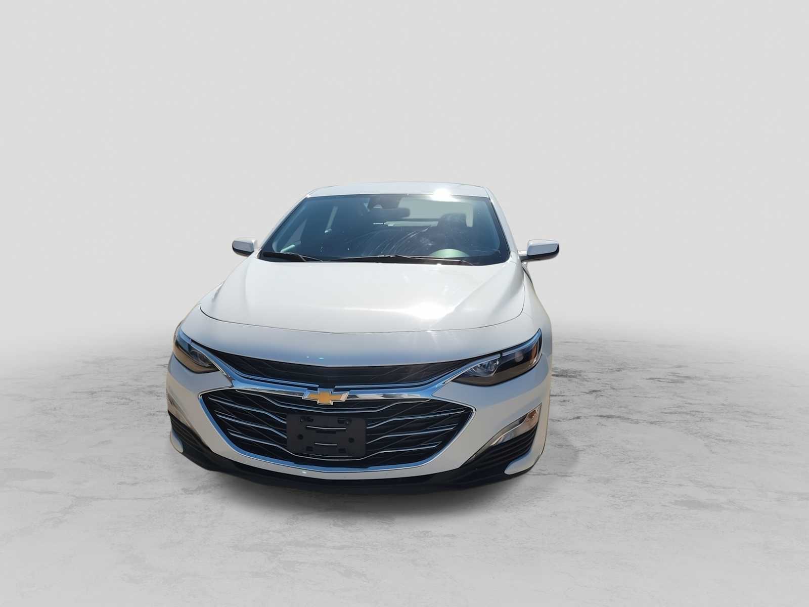 Thumbnail: 2024 Chevrolet Malibu - 3