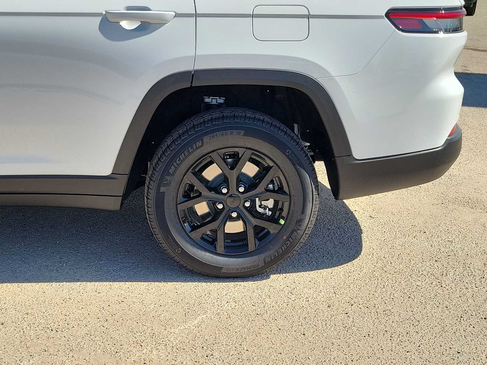 Thumbnail: 2025 Jeep Grand Cherokee L - 8