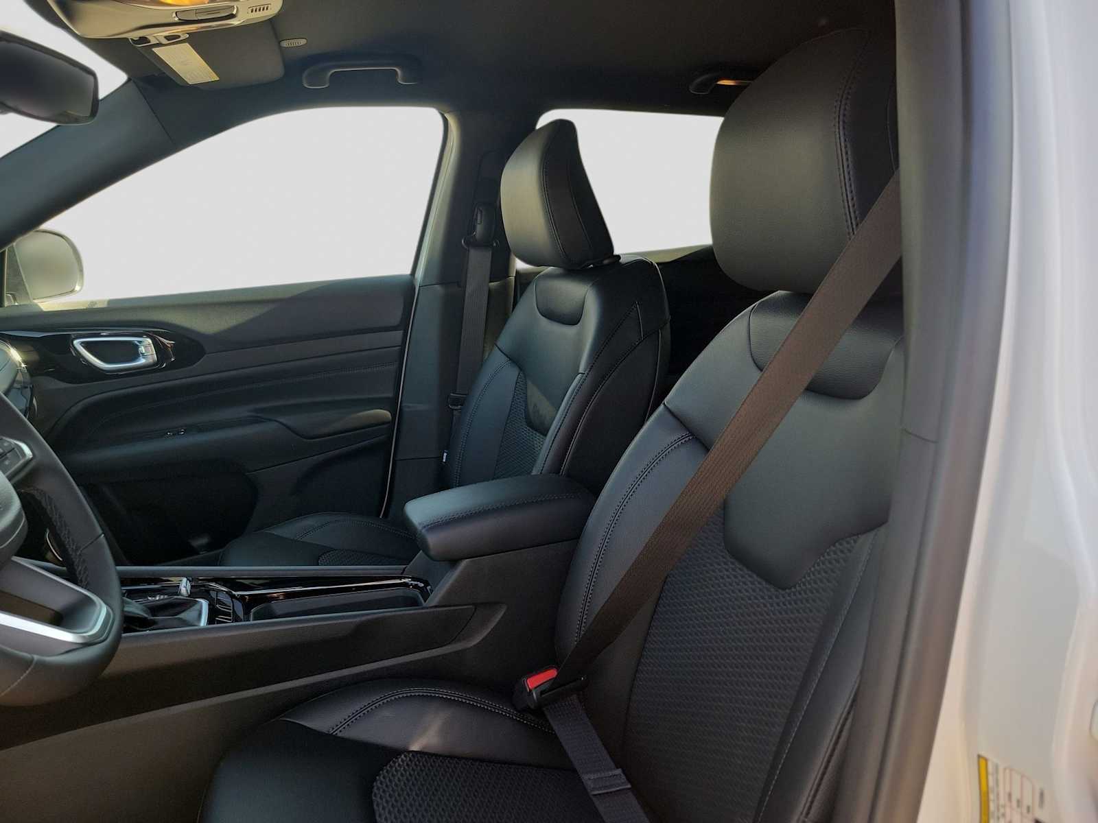 Thumbnail: 2026 Jeep Compass - 7