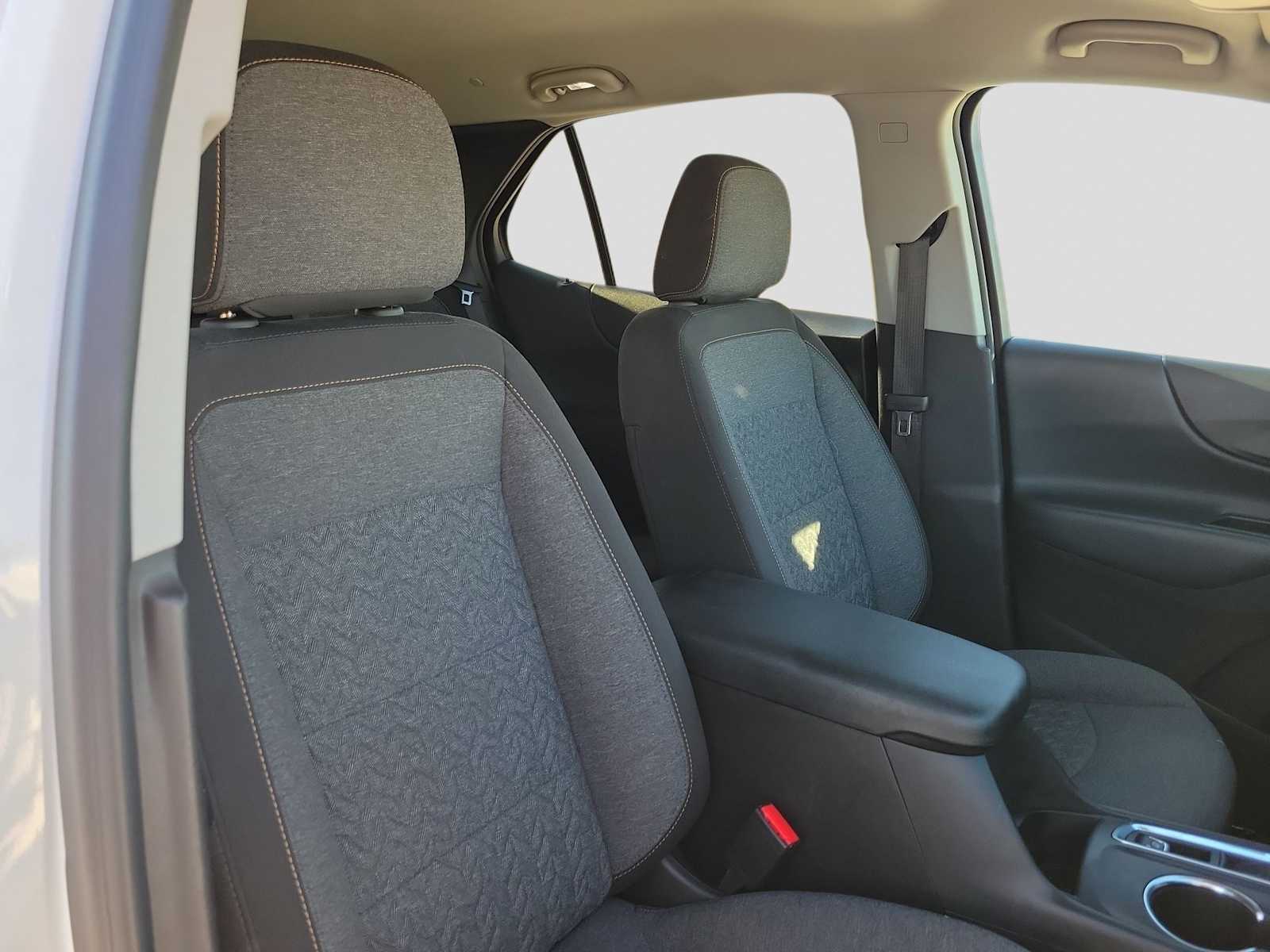 Thumbnail: 2024 Chevrolet Equinox - 14