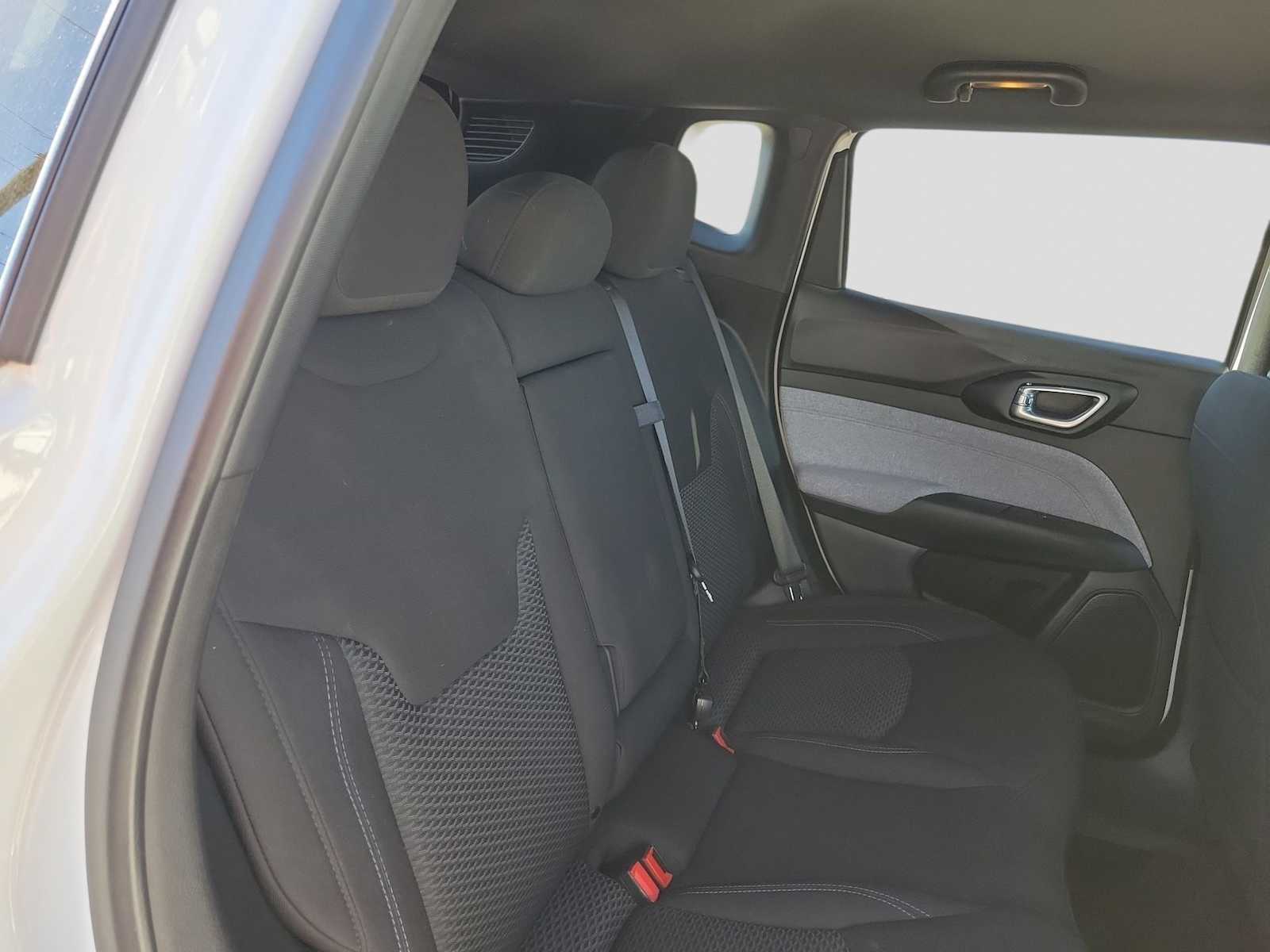 Thumbnail: 2023 Jeep Compass - 13