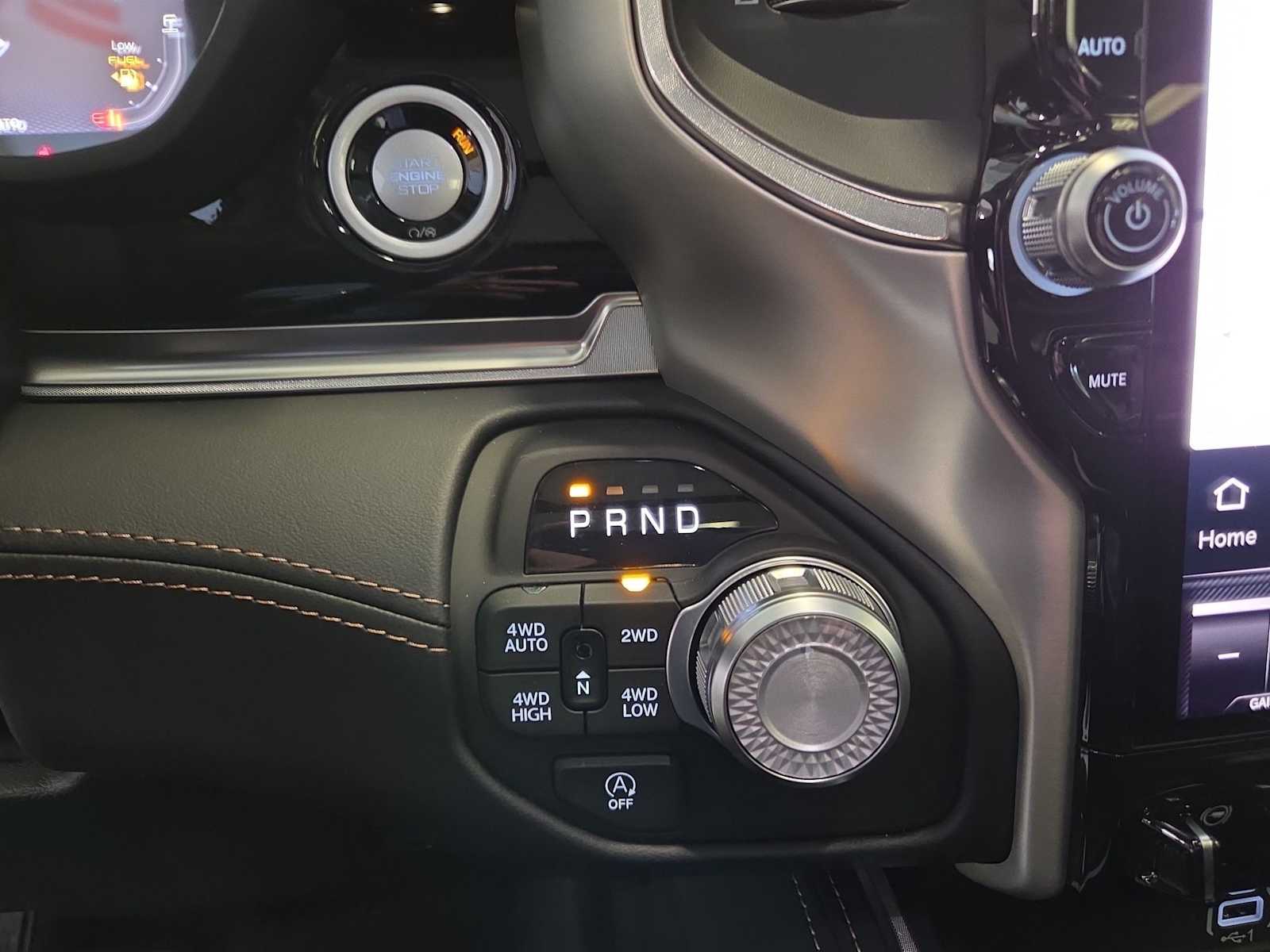 Thumbnail: 2026 RAM 1500 - 17