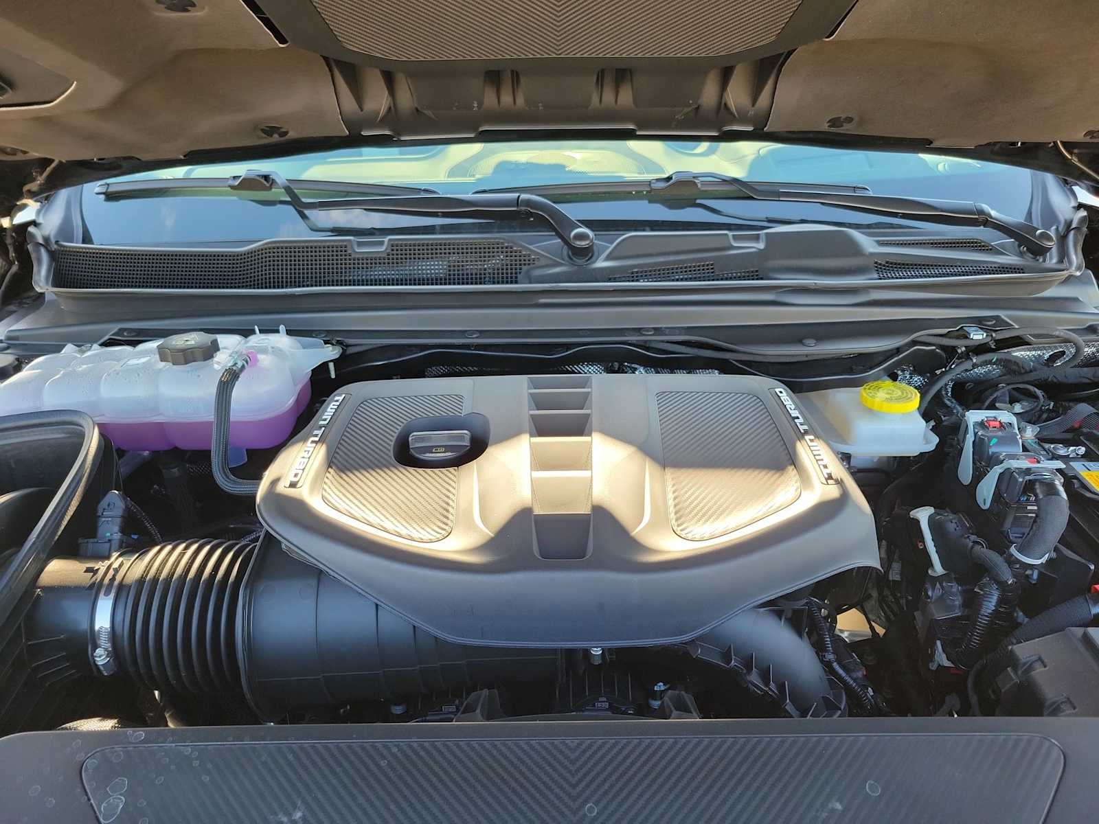 Thumbnail: 2026 RAM 1500 - 9