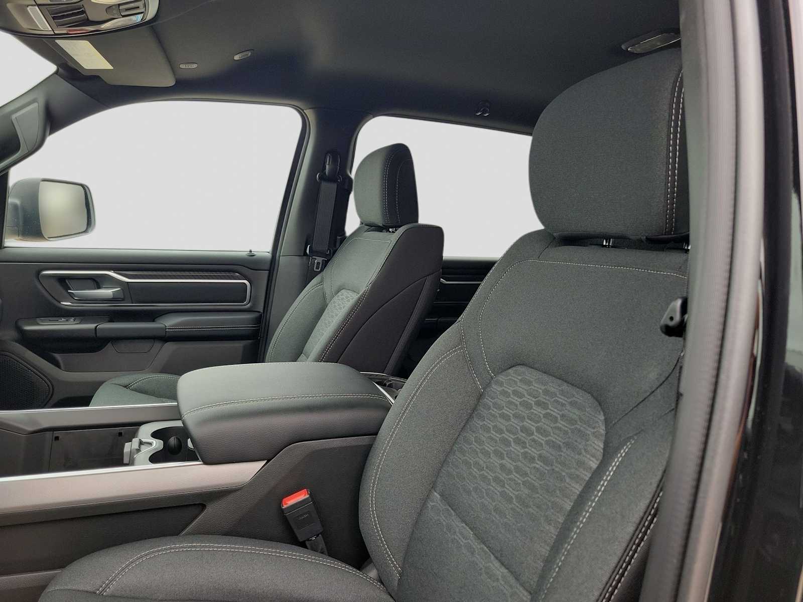 Thumbnail: 2026 RAM 1500 - 15