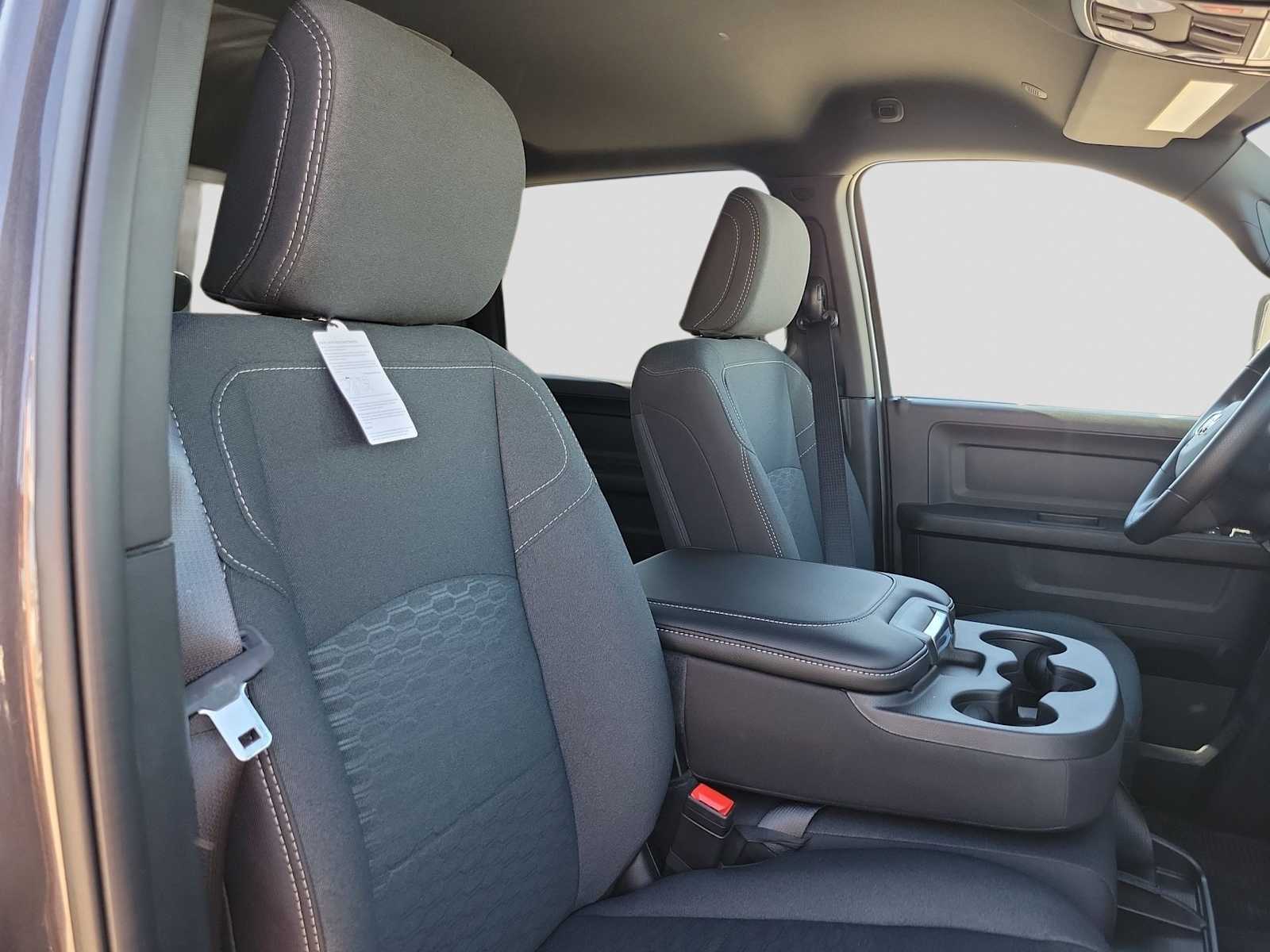Thumbnail: 2026 RAM 3500 - 18