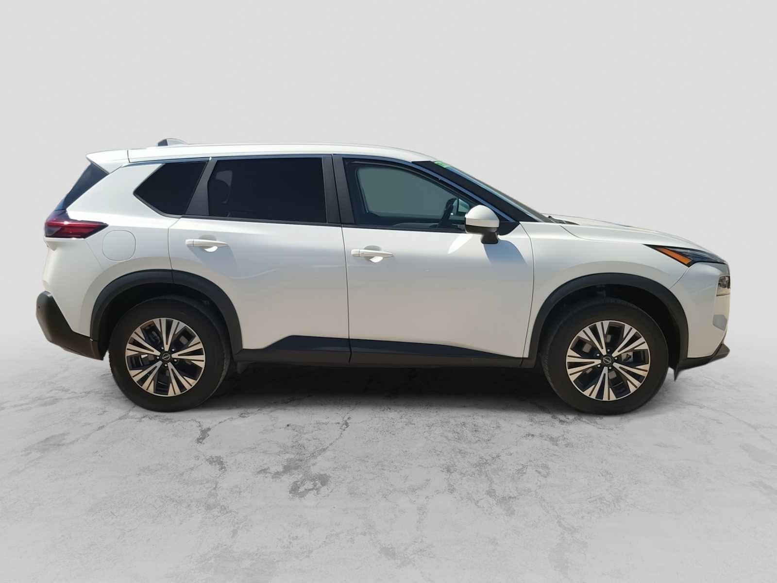 Thumbnail: 2023 Nissan Rogue - 10
