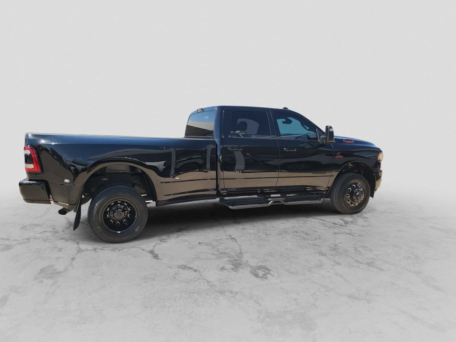 Thumbnail: 2024 RAM 3500 - 9