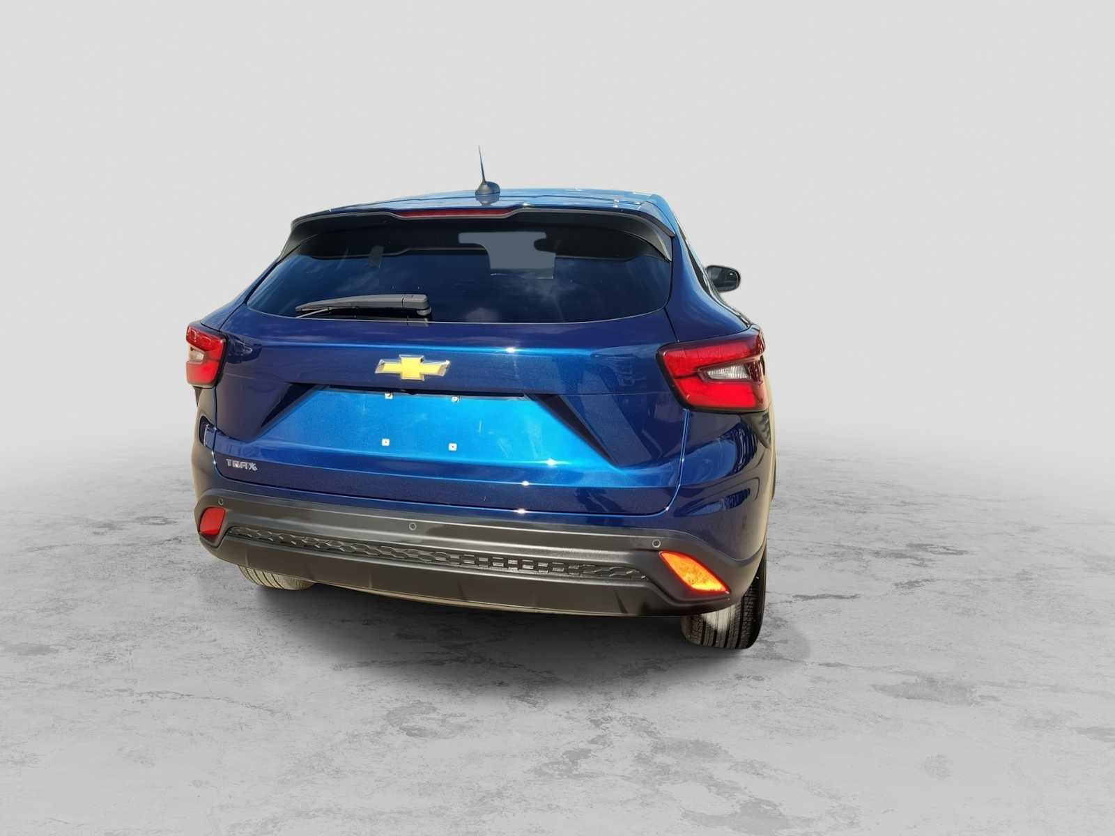 Thumbnail: 2024 Chevrolet Trax - 5