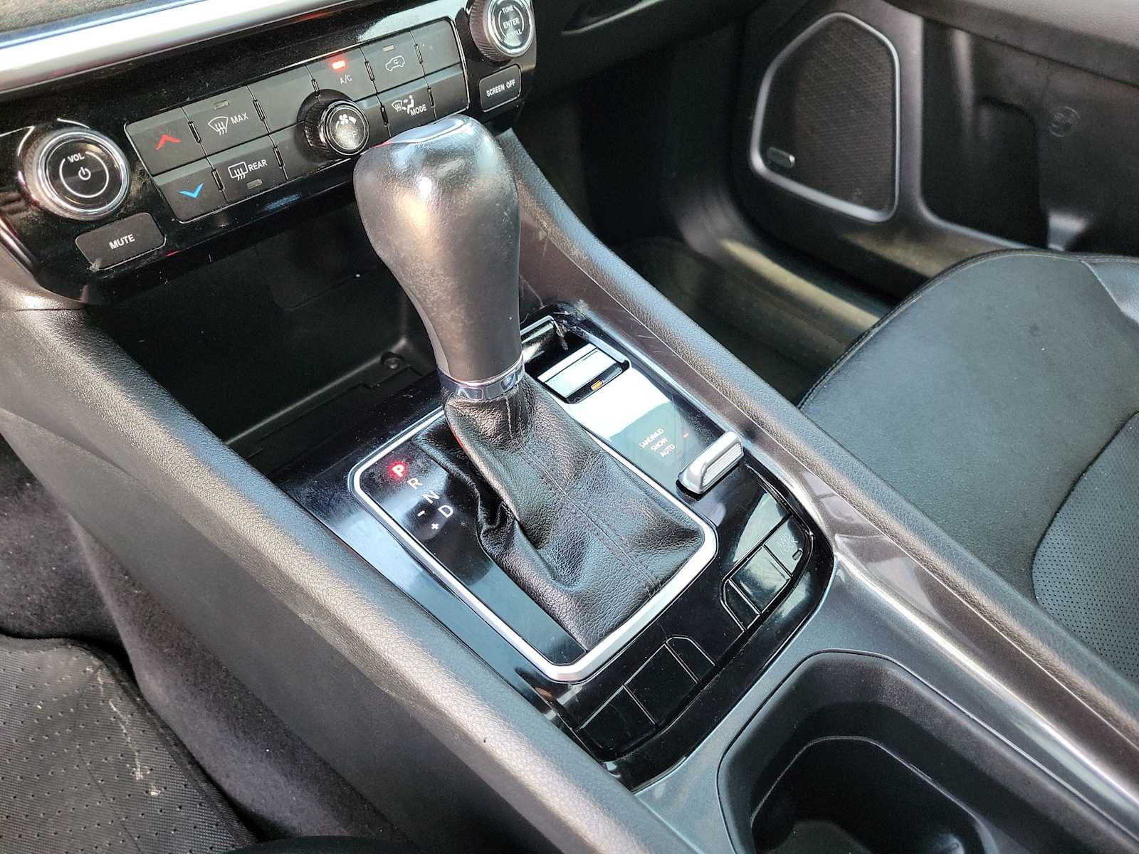 Thumbnail: 2023 Jeep Compass - 17