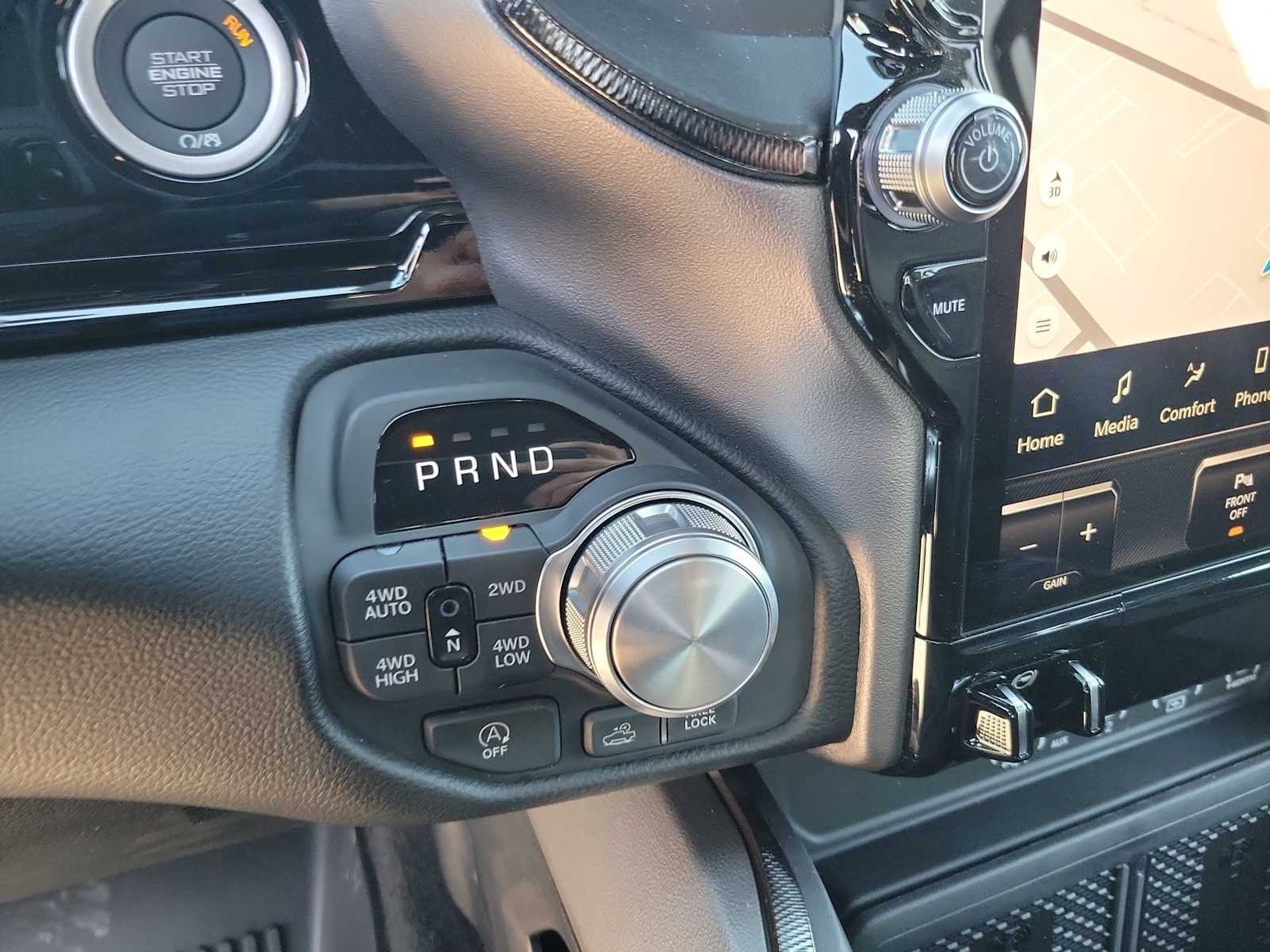 Thumbnail: 2026 RAM 1500 - 13