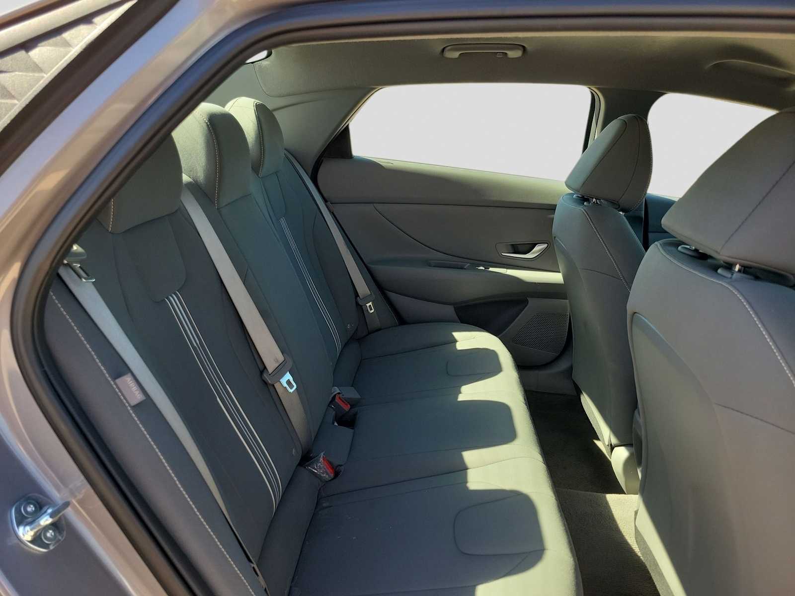 Thumbnail: 2024 Hyundai Elantra - 9