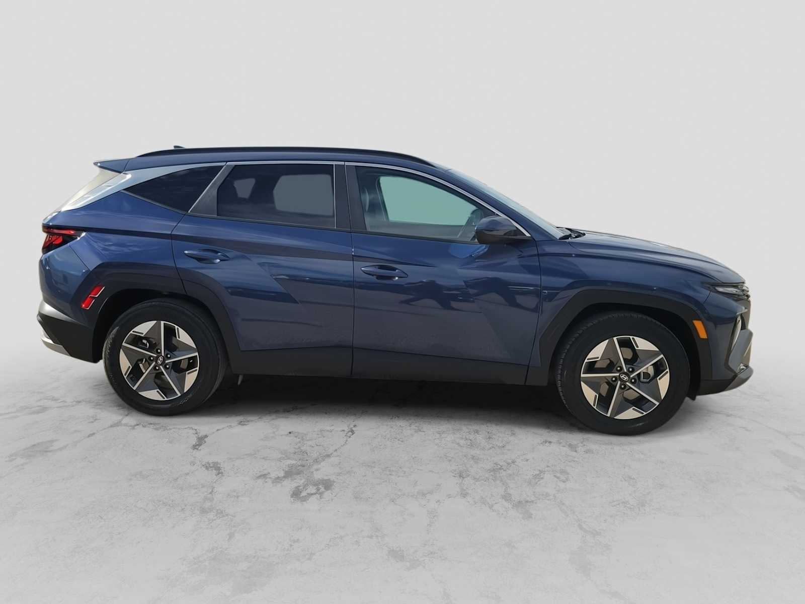 Thumbnail: 2025 Hyundai Tucson - 9