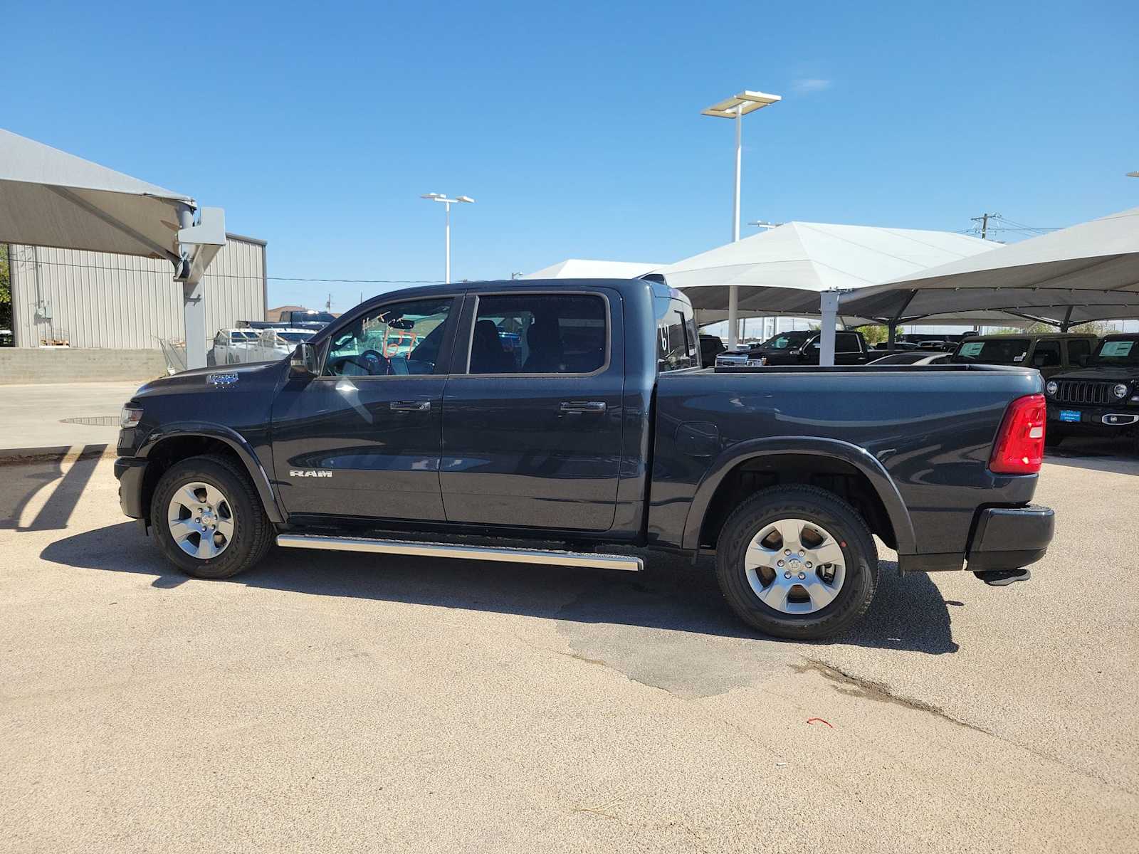 Thumbnail: 2025 RAM 1500 - 3