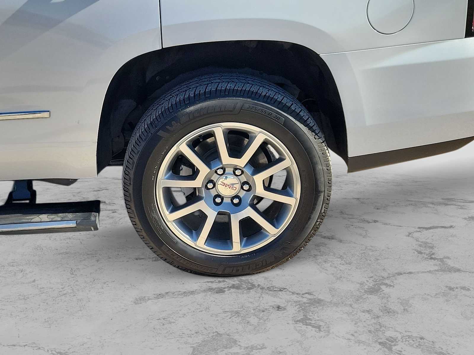 Thumbnail: 2017 GMC Yukon - 8