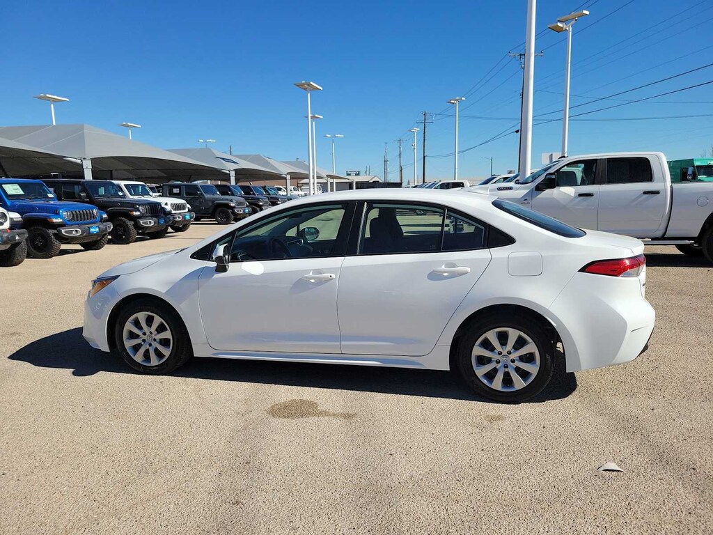 Used 2023 Toyota Corolla LE Sedan