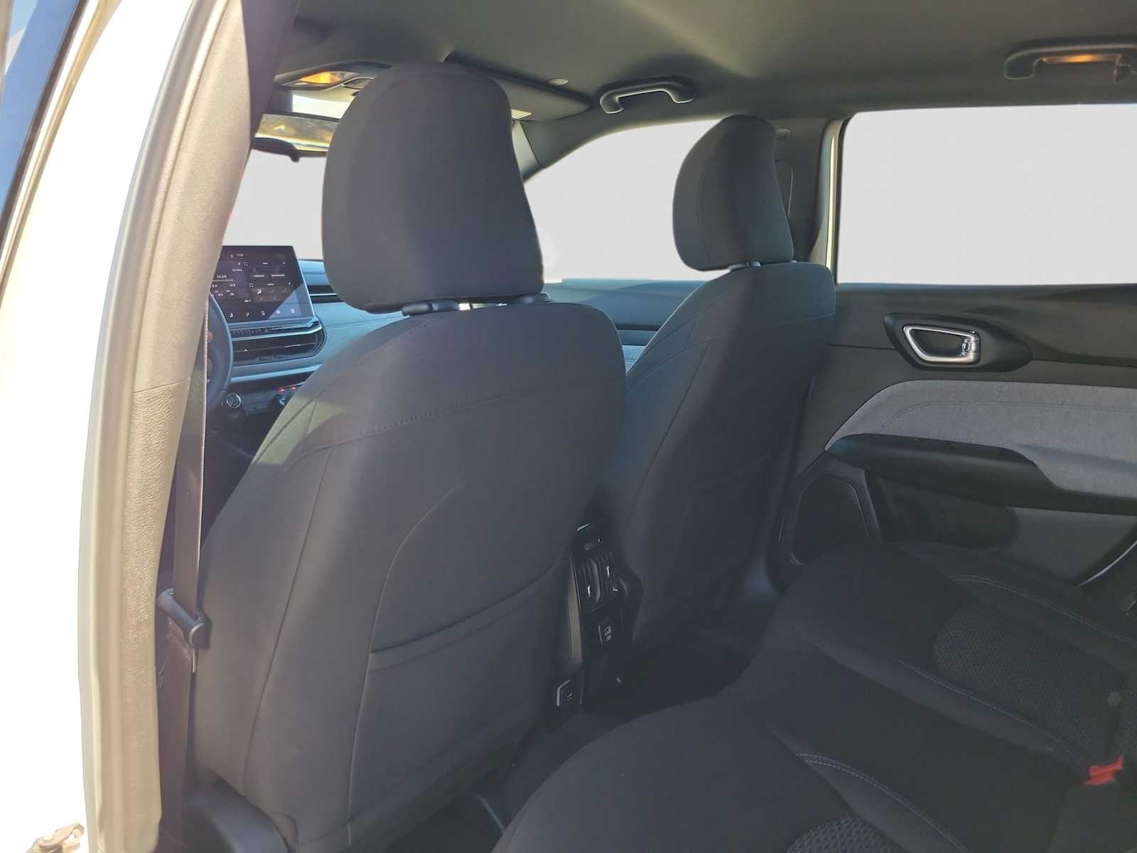 Thumbnail: 2023 Jeep Compass - 12