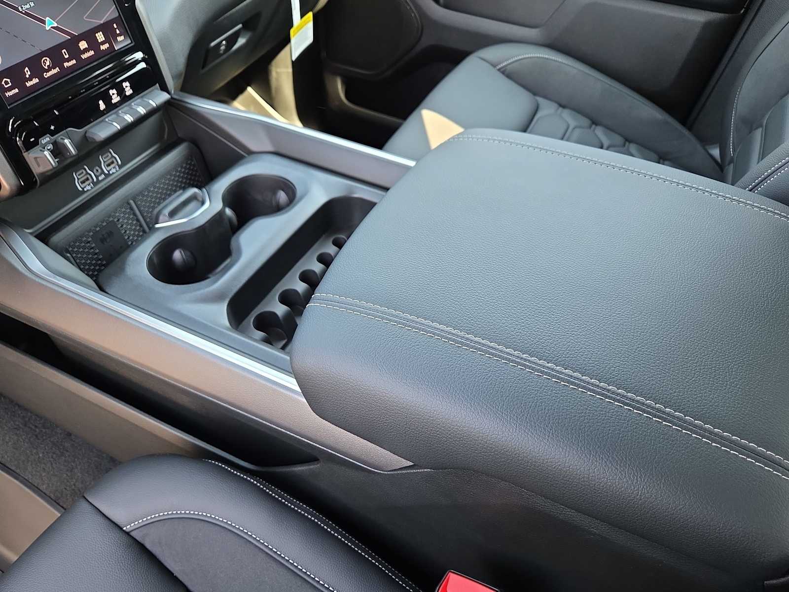 Thumbnail: 2026 RAM 1500 - 20