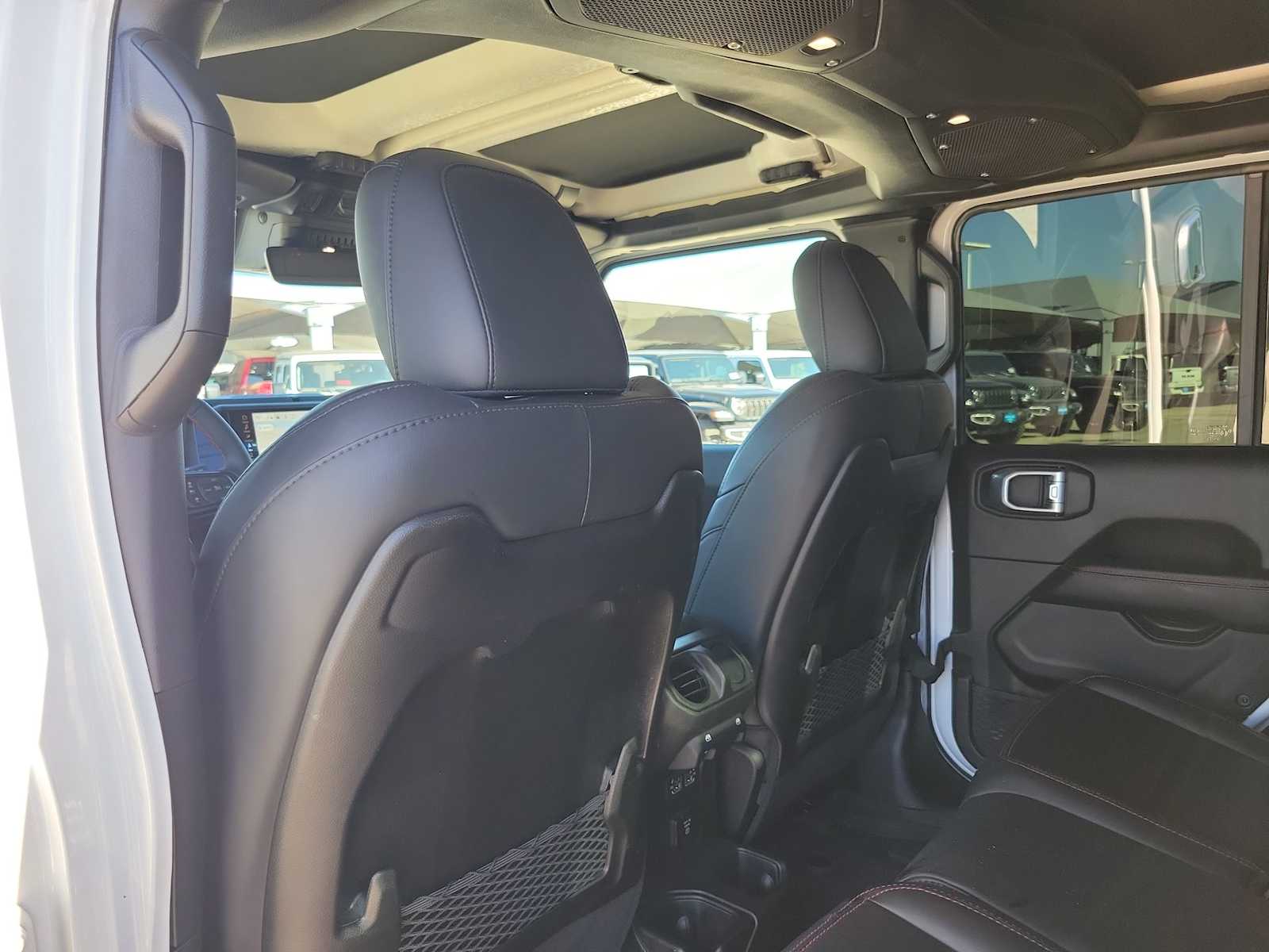 Thumbnail: 2024 Jeep Gladiator - 12