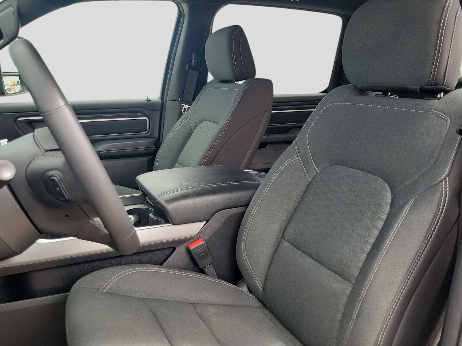 Thumbnail: 2025 RAM 1500 - 15