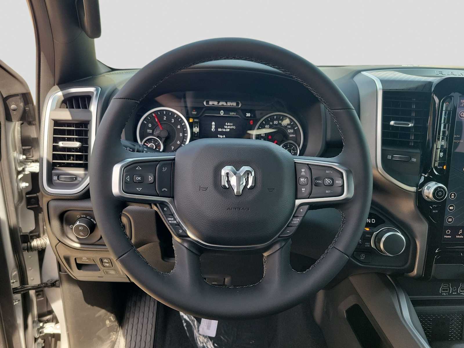 Thumbnail: 2026 RAM 1500 - 19