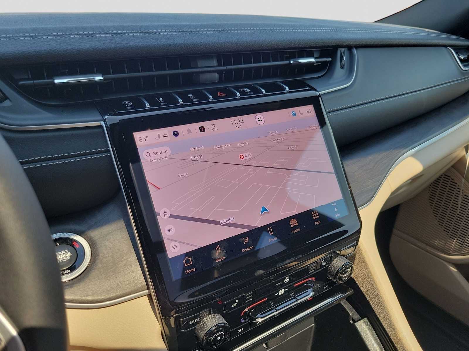 Thumbnail: 2025 Jeep Grand Cherokee - 20