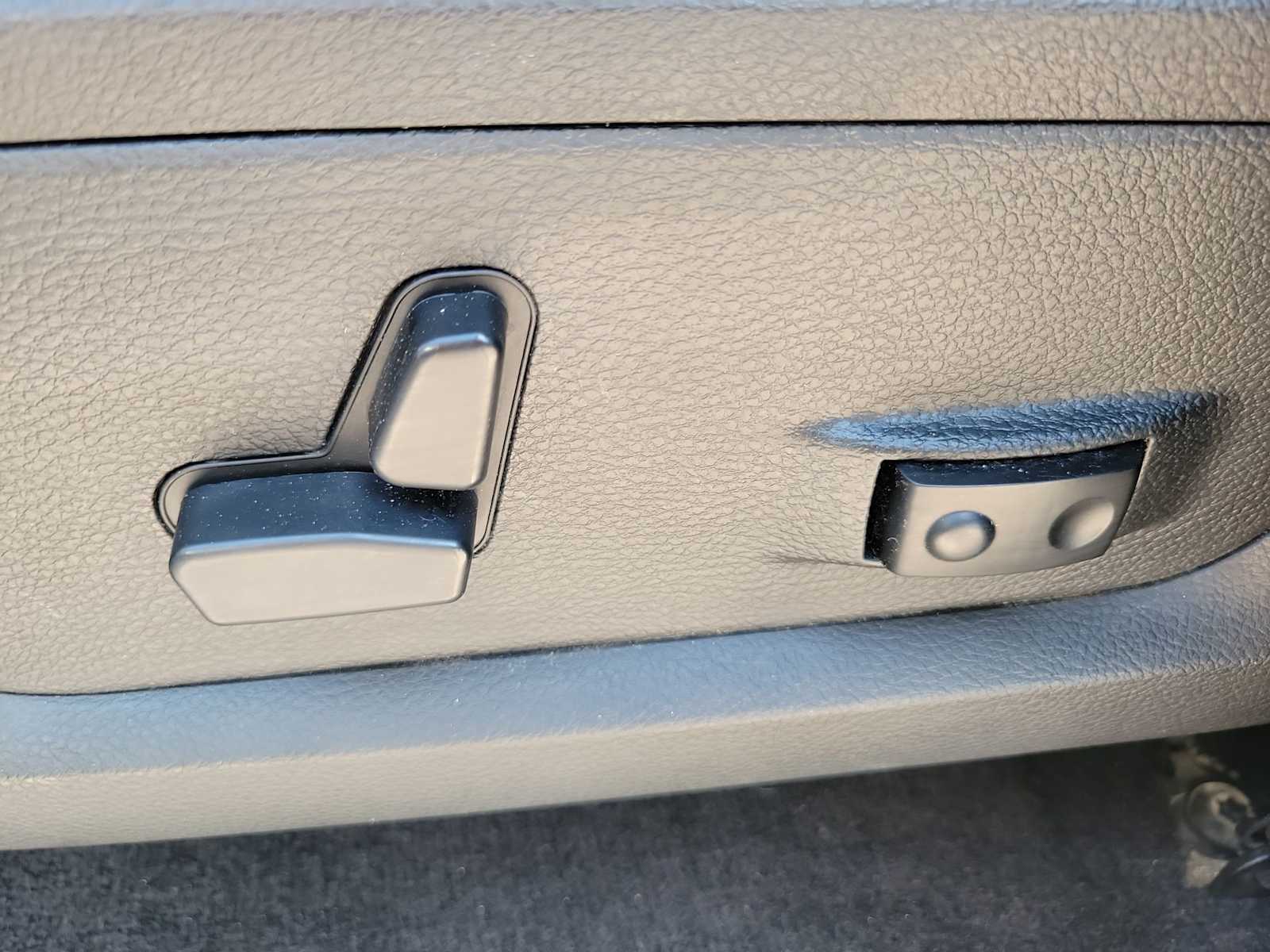 Thumbnail: 2017 RAM 1500 - 14