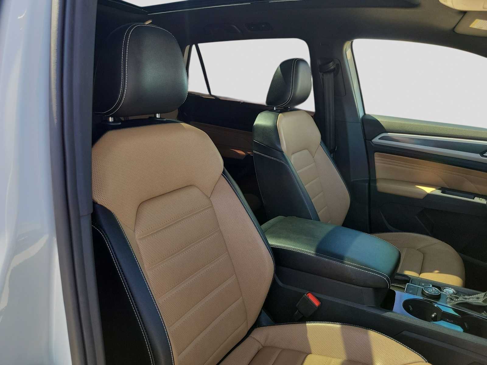 Thumbnail: 2021 Volkswagen Atlas - 10