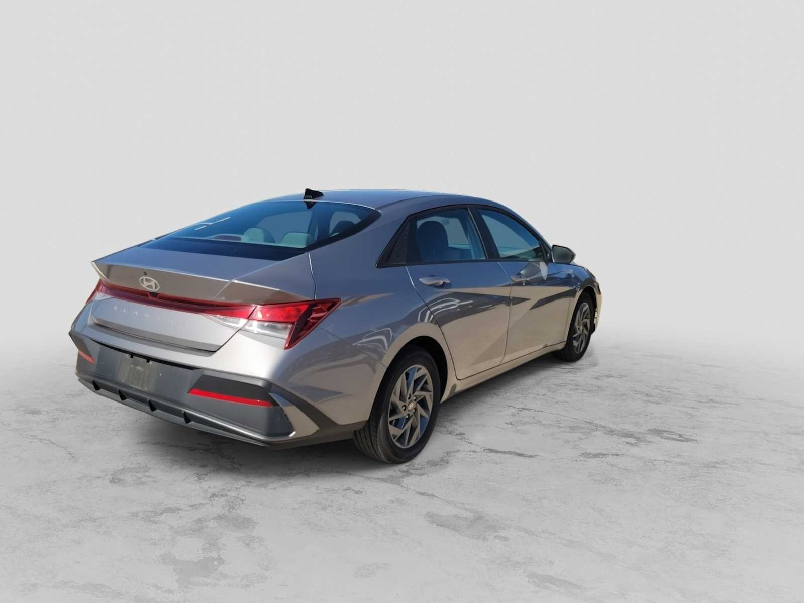Thumbnail: 2024 Hyundai Elantra - 8