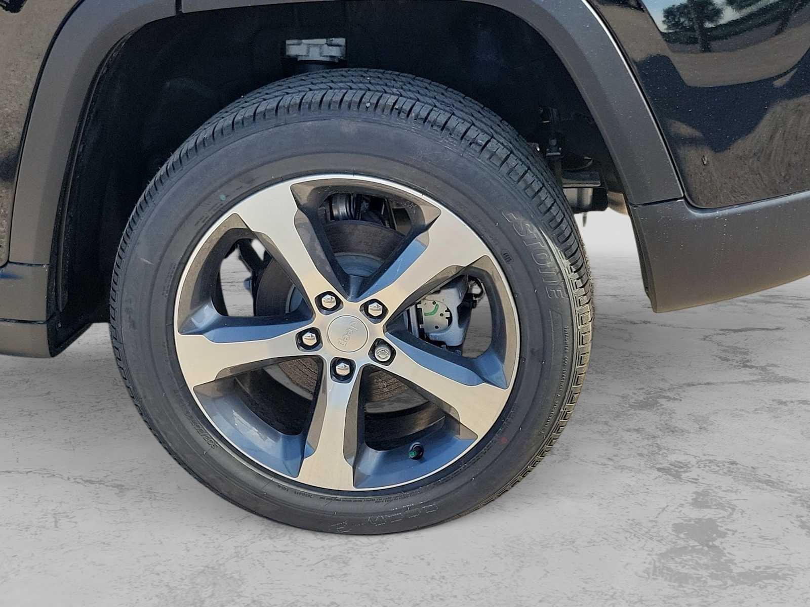 Thumbnail: 2026 Jeep Grand Cherokee - 12