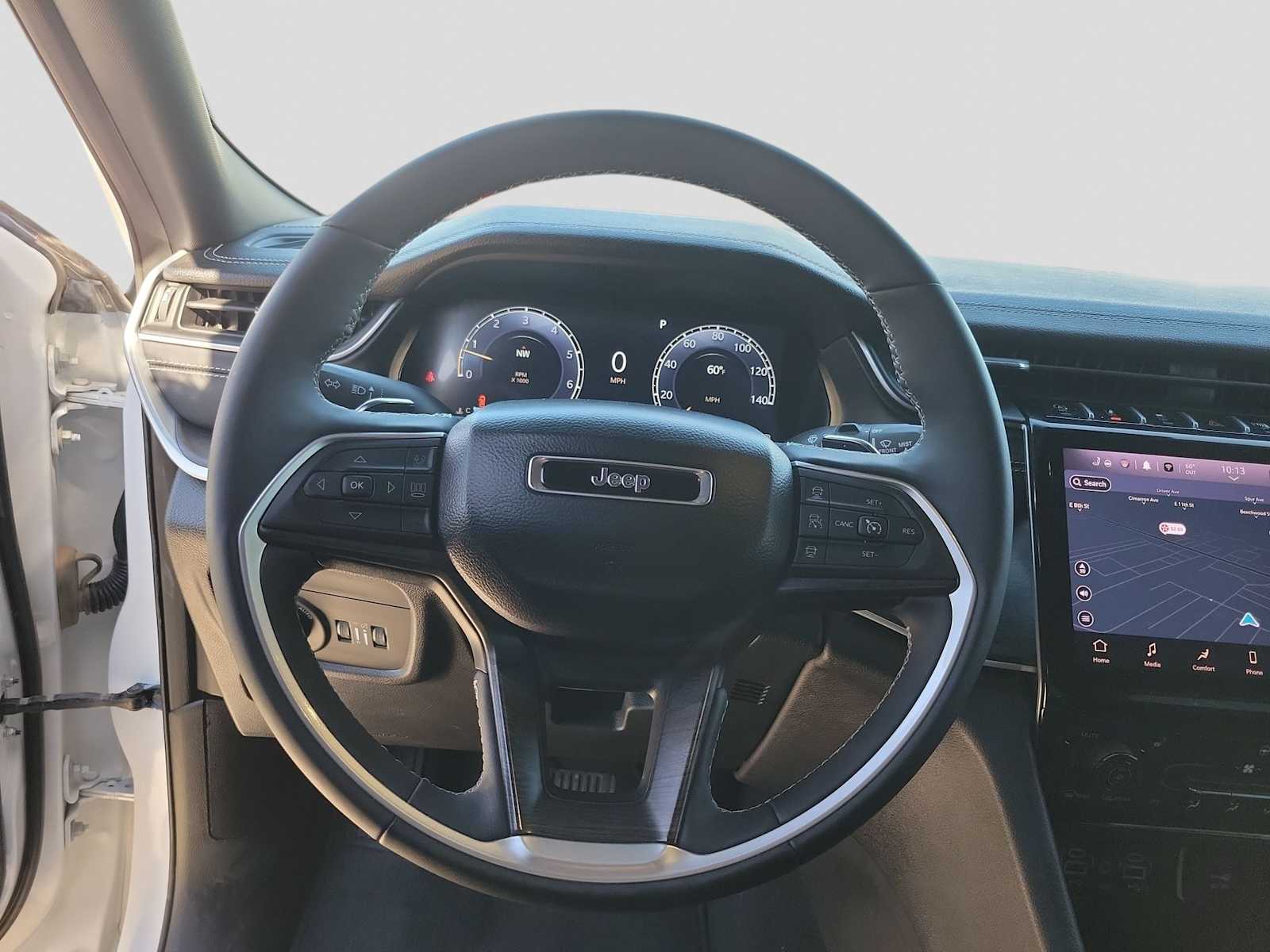 Thumbnail: 2024 Jeep Grand Cherokee - 11