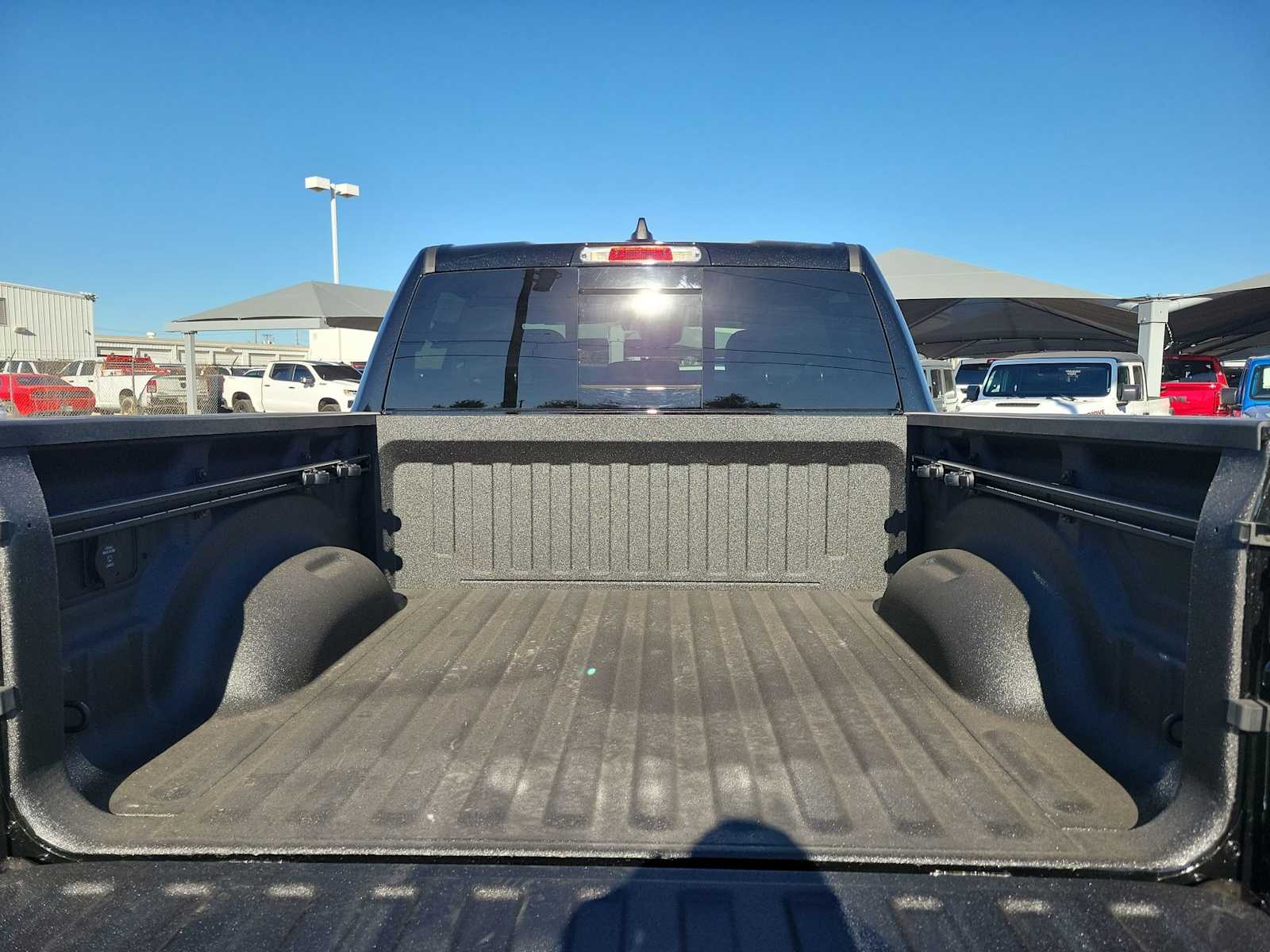 Thumbnail: 2026 RAM 1500 - 19