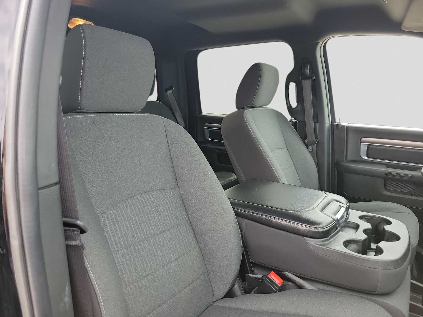 Thumbnail: 2024 RAM 1500 Classic - 18