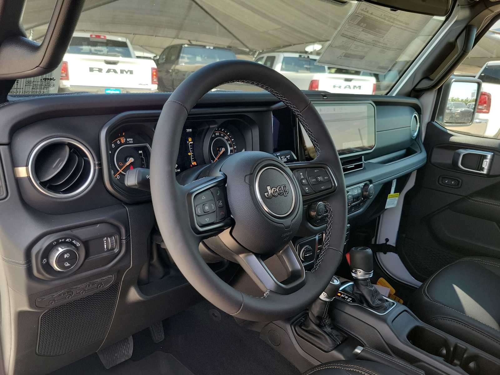 Thumbnail: 2025 Jeep Gladiator - 2