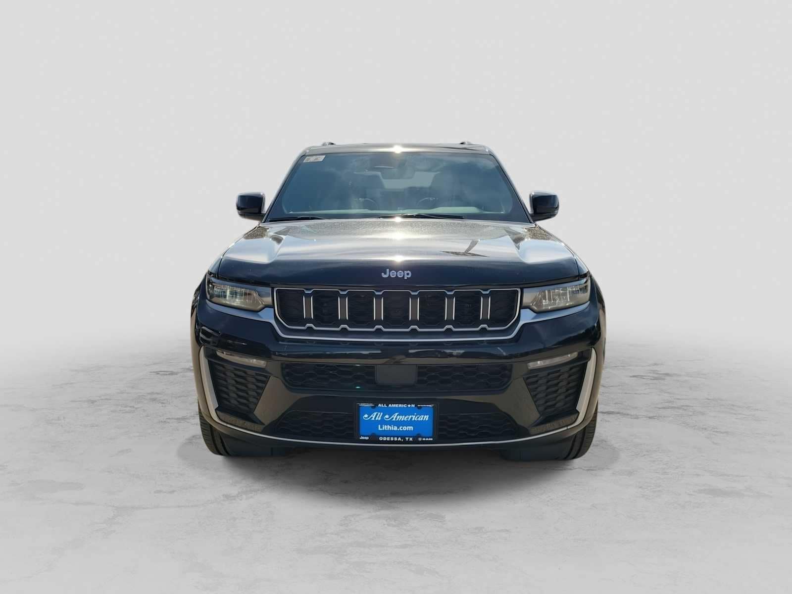 Thumbnail: 2026 Jeep Grand Cherokee - 3
