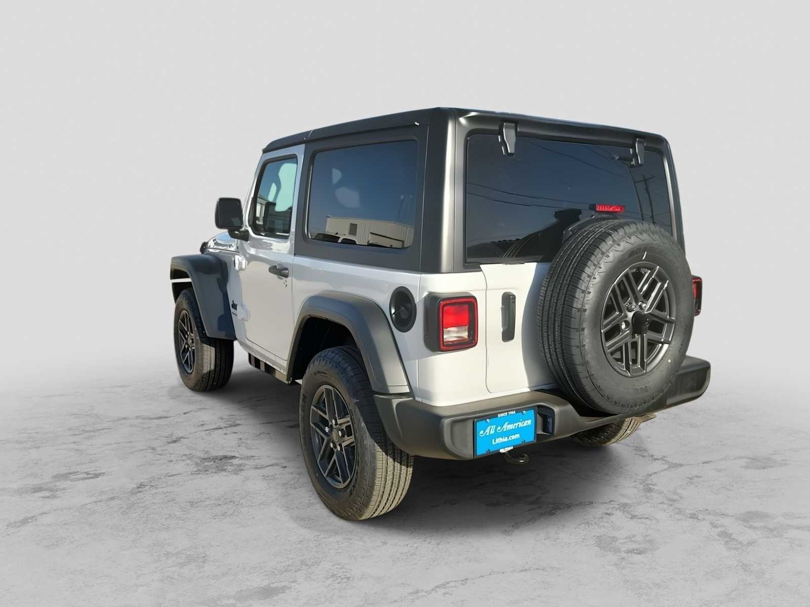 Thumbnail: 2026 Jeep Wrangler - 12