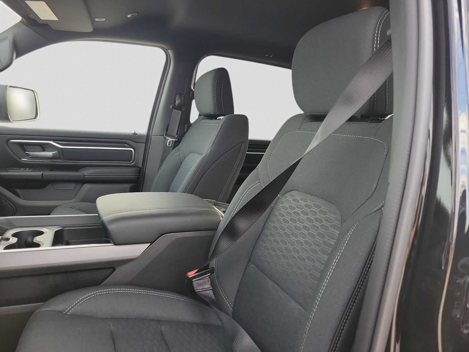 Thumbnail: 2026 RAM 1500 - 15
