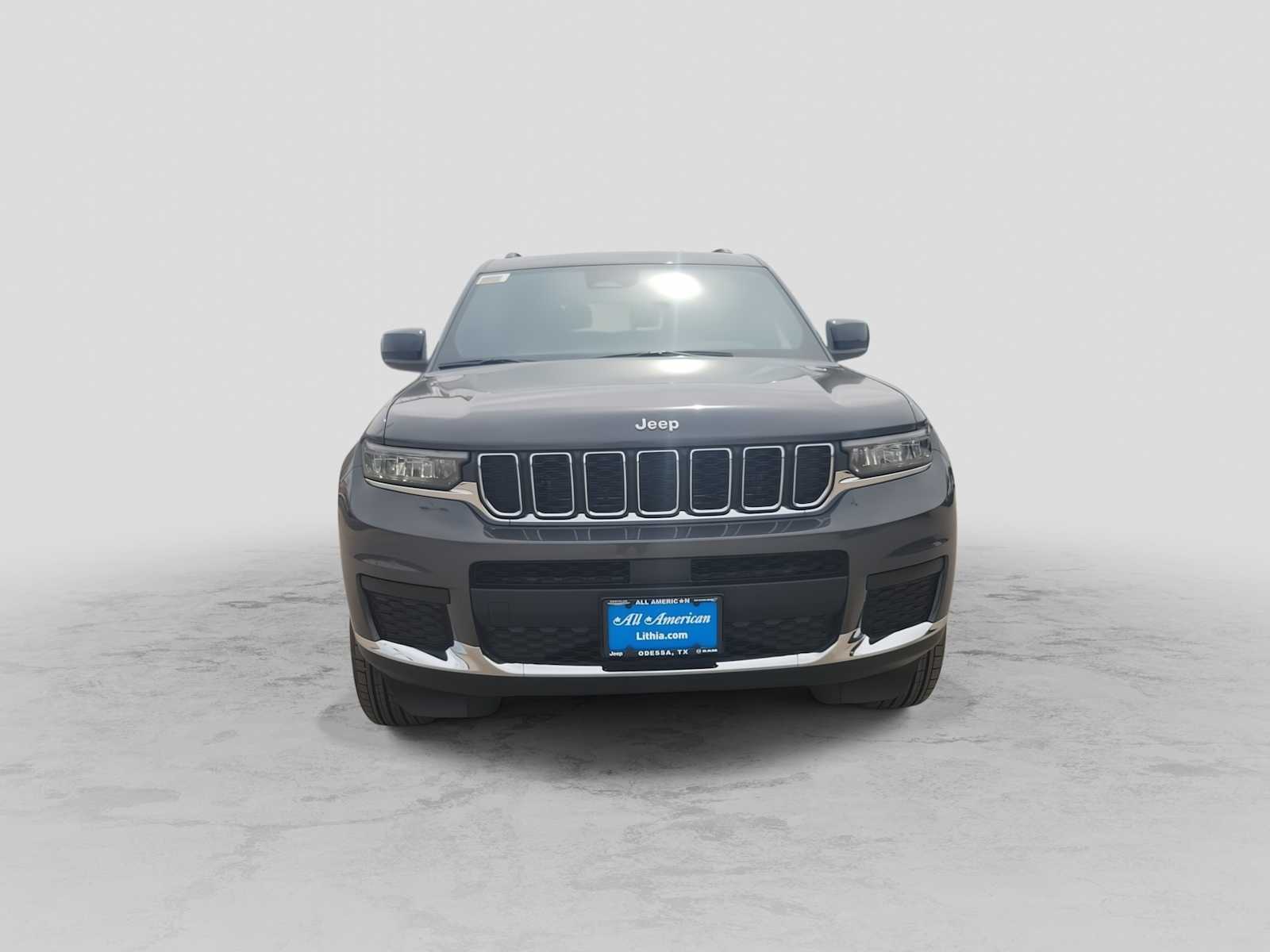 Thumbnail: 2026 Jeep Grand Cherokee L - 3